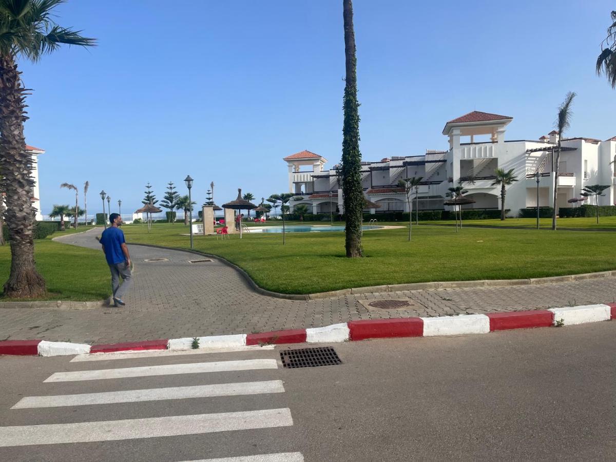 Appartement Pied Dans L Eau A Residence Beralmar Asilah Dış mekan fotoğraf