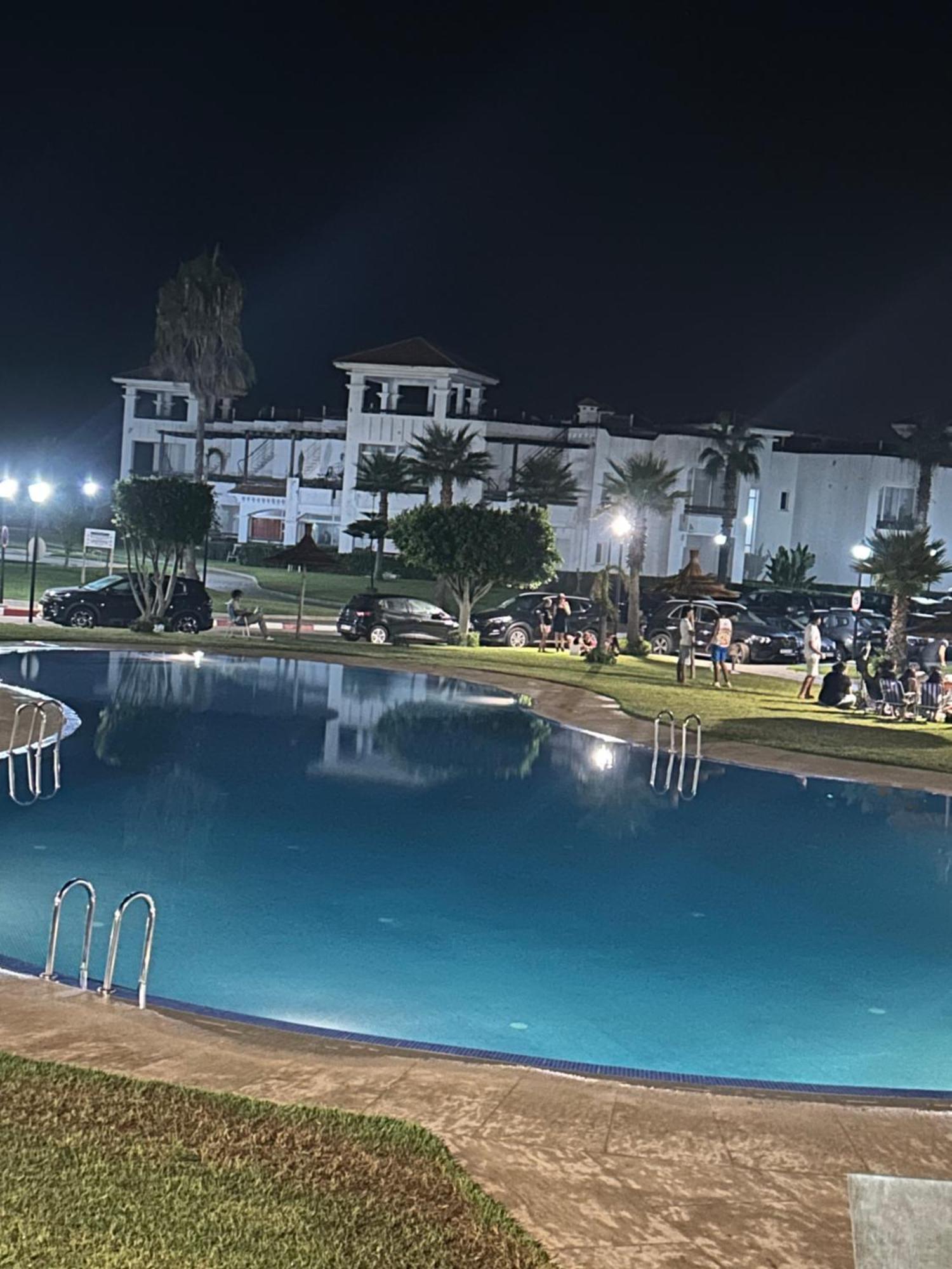 Appartement Pied Dans L Eau A Residence Beralmar Asilah Dış mekan fotoğraf